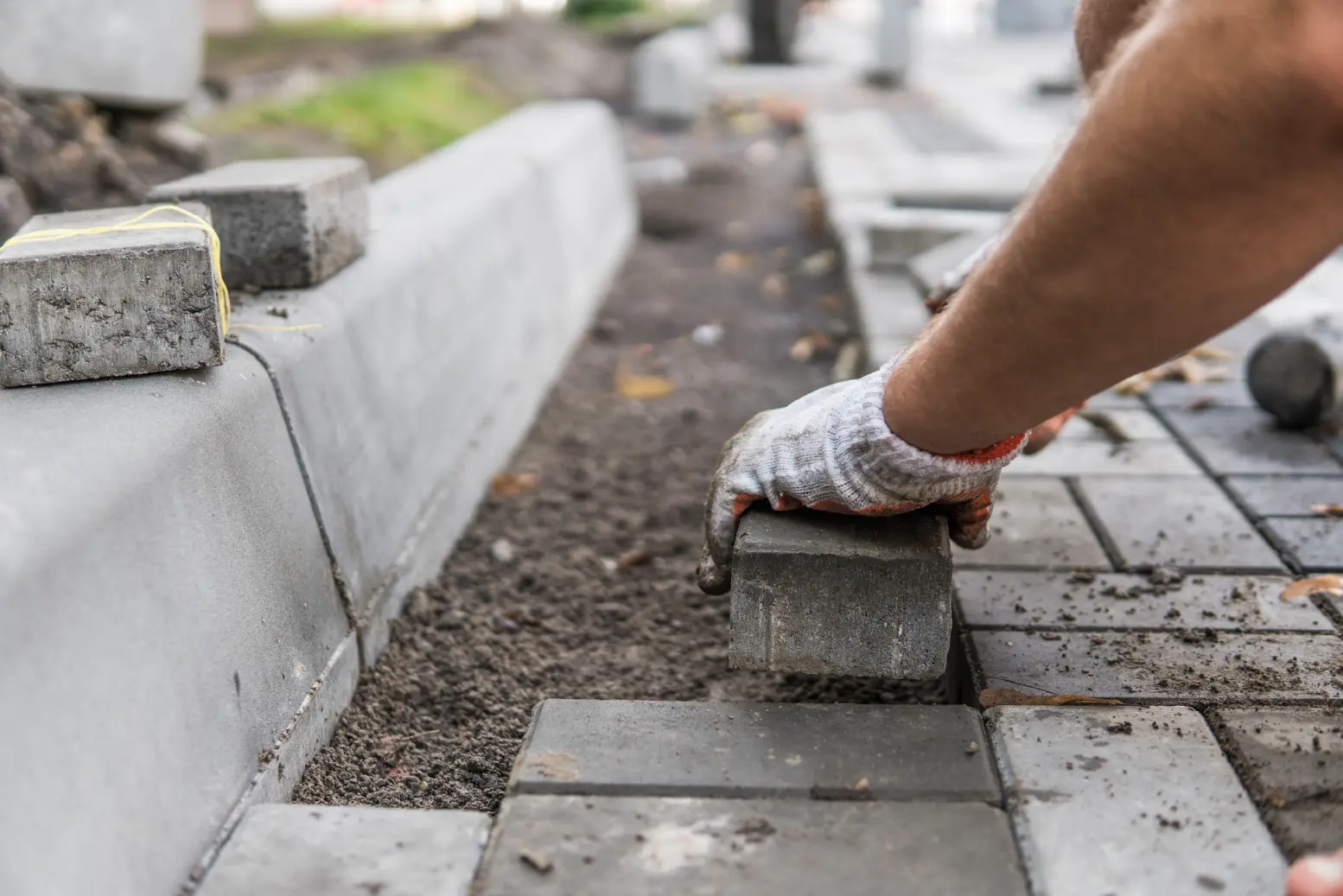 How To Lay Paving Stones For A Driveway in Stayton OR How To Lay Paving Stones For A Driveway in Stayton OR