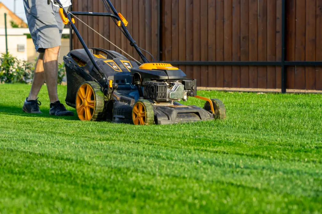 How To Mow A Lawn in Stayton OR How To Mow A Lawn in Stayton OR